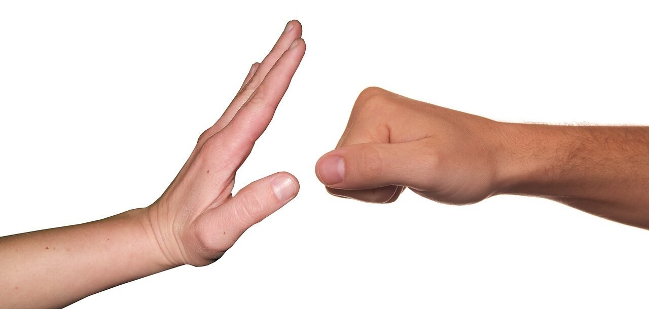 stop, fist, hand, beat, crime, aggression, fear, bully, bullying, conflict, dialogue, hit, argument