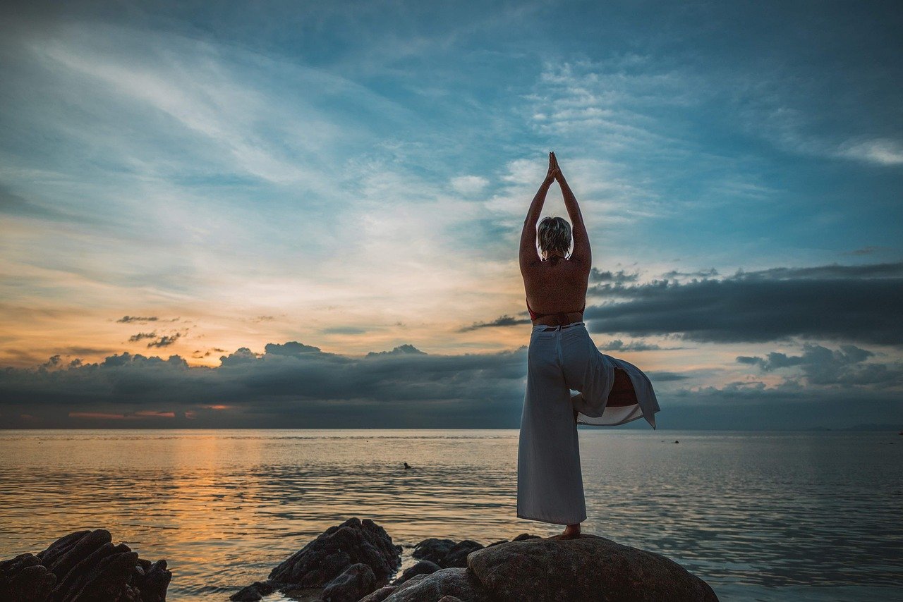 yoga, yoga pose, asana, sunset, woman, meditation, namaste, pose, meditate, healthy, fitness, lifestyle, body, relax, stretch, landscape, stretching, sea, ocean, sky, nature, clouds, international yoga day